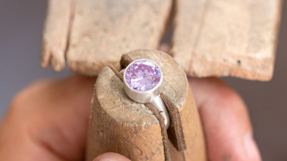 Round rub over setting work in progress