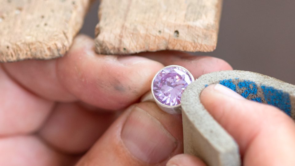 Polish ring on round rub over setting course